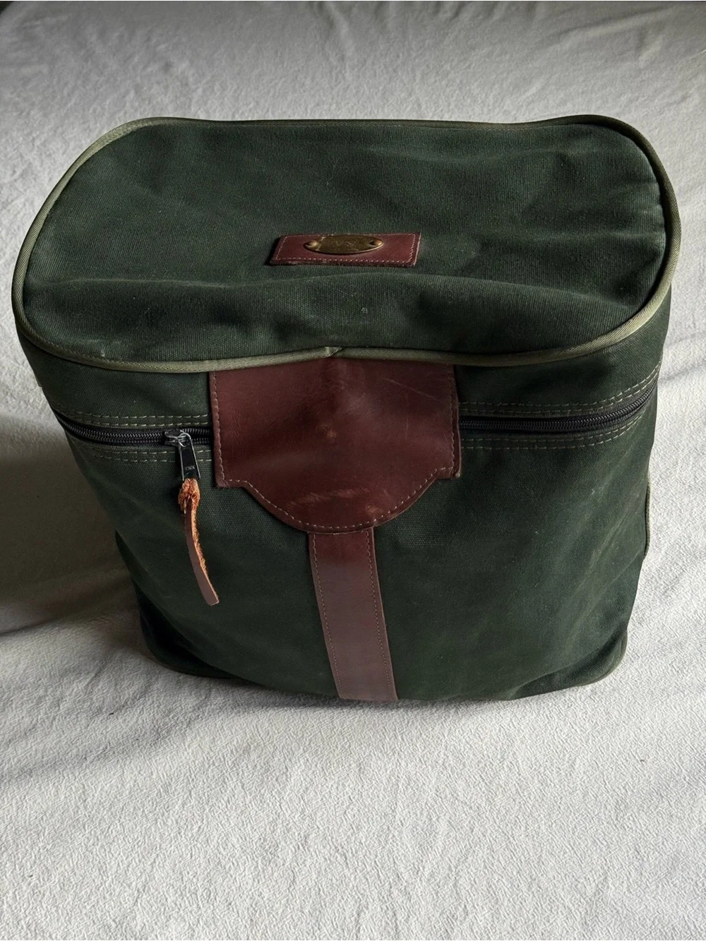 Vintage The Orvis Company sports duffle bag